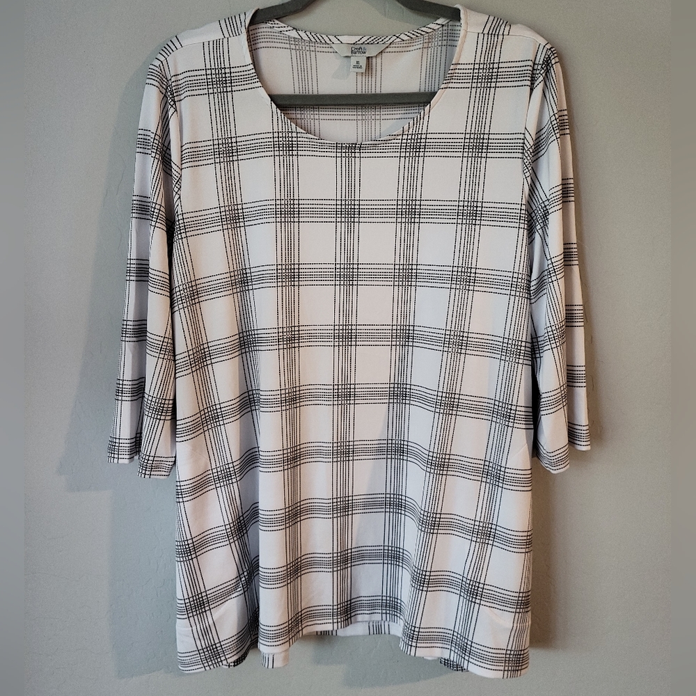 Croft & Barrow black and white top XL